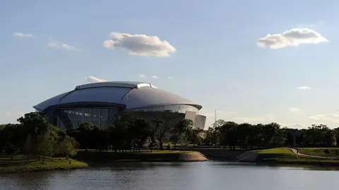 希罗获阿德巴约盛赞：荣耀成就，自豪其卓越表现